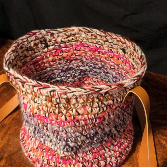 Handmade Crochet Multicolor Market Basket Tote Tan Faux Leather Straps - Picture 6 of 7